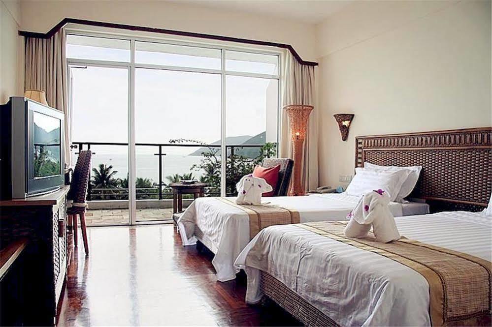 Hotel South China Sanya Exterior foto