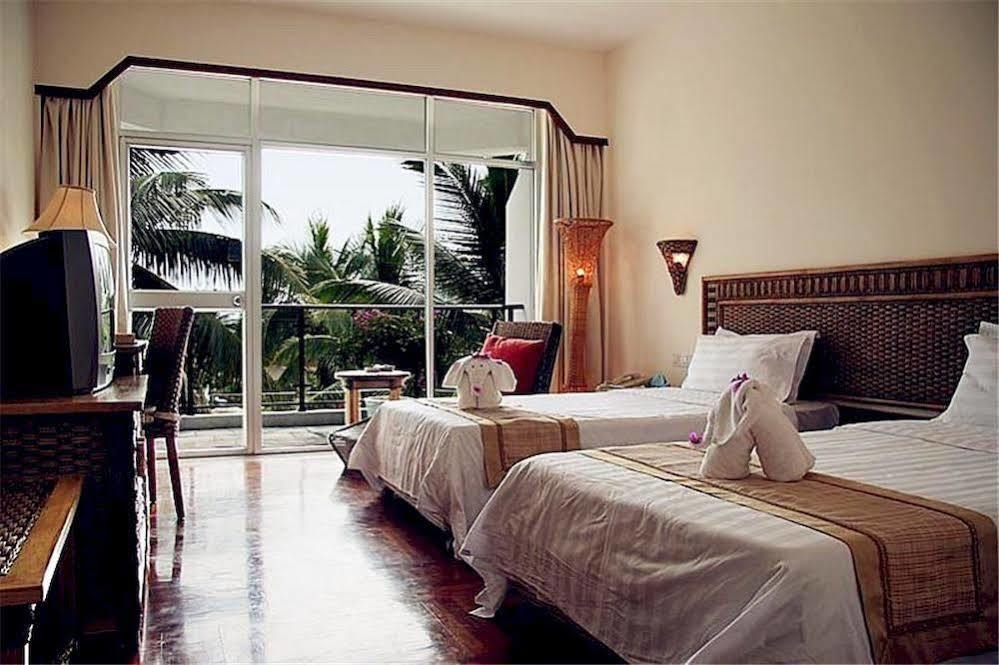 Hotel South China Sanya Exterior foto